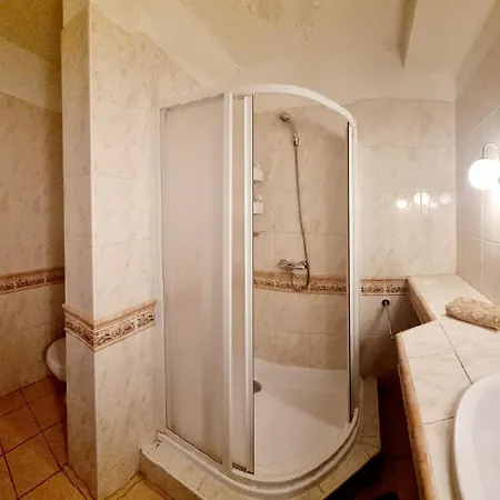 Big 4 Huge Appartement