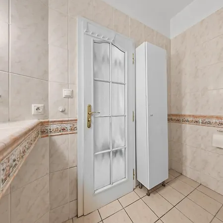 Big 4-room Spacious *