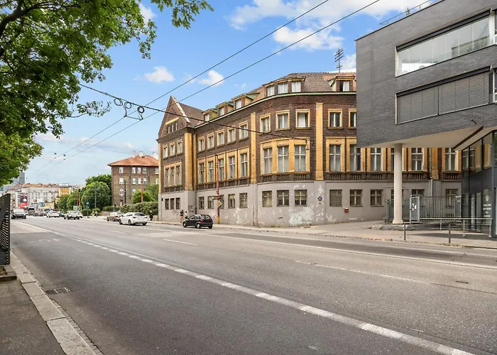 Big 4-room Spacious * Bratislava